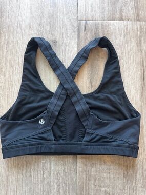 lululemon athletica Black Crisscross Back Sports Bra 8